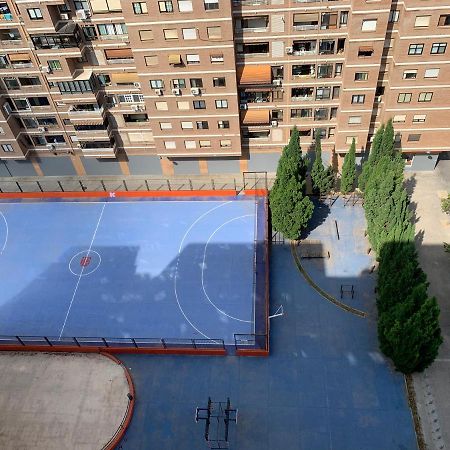 Habitacion Con Cama Individual, Piso Compartido En Avenida Blasco Ibanez فالنسيا المظهر الخارجي الصورة