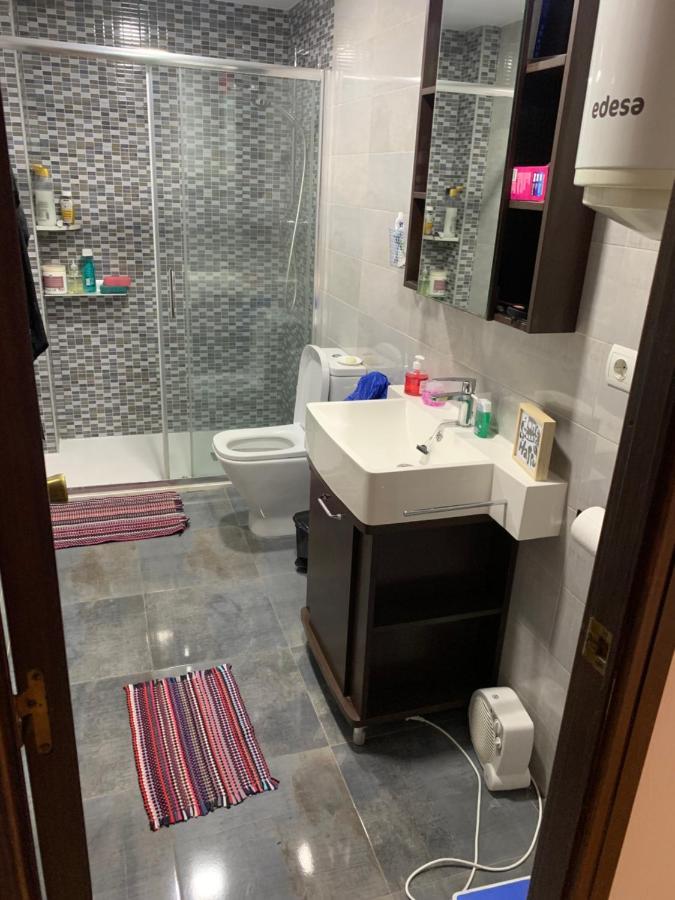 Habitacion Con Cama Individual, Piso Compartido En Avenida Blasco Ibanez فالنسيا المظهر الخارجي الصورة