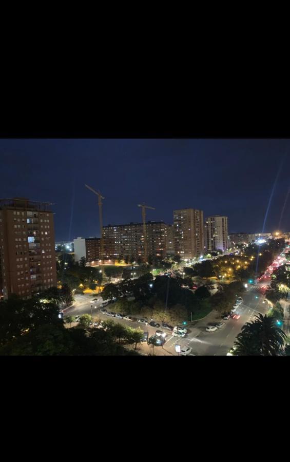 Habitacion Con Cama Individual, Piso Compartido En Avenida Blasco Ibanez فالنسيا المظهر الخارجي الصورة