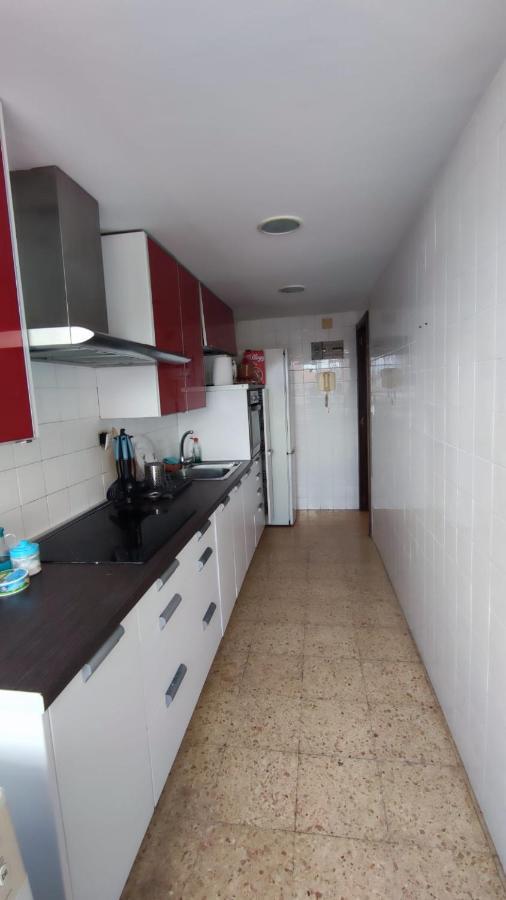 Habitacion Con Cama Individual, Piso Compartido En Avenida Blasco Ibanez فالنسيا المظهر الخارجي الصورة